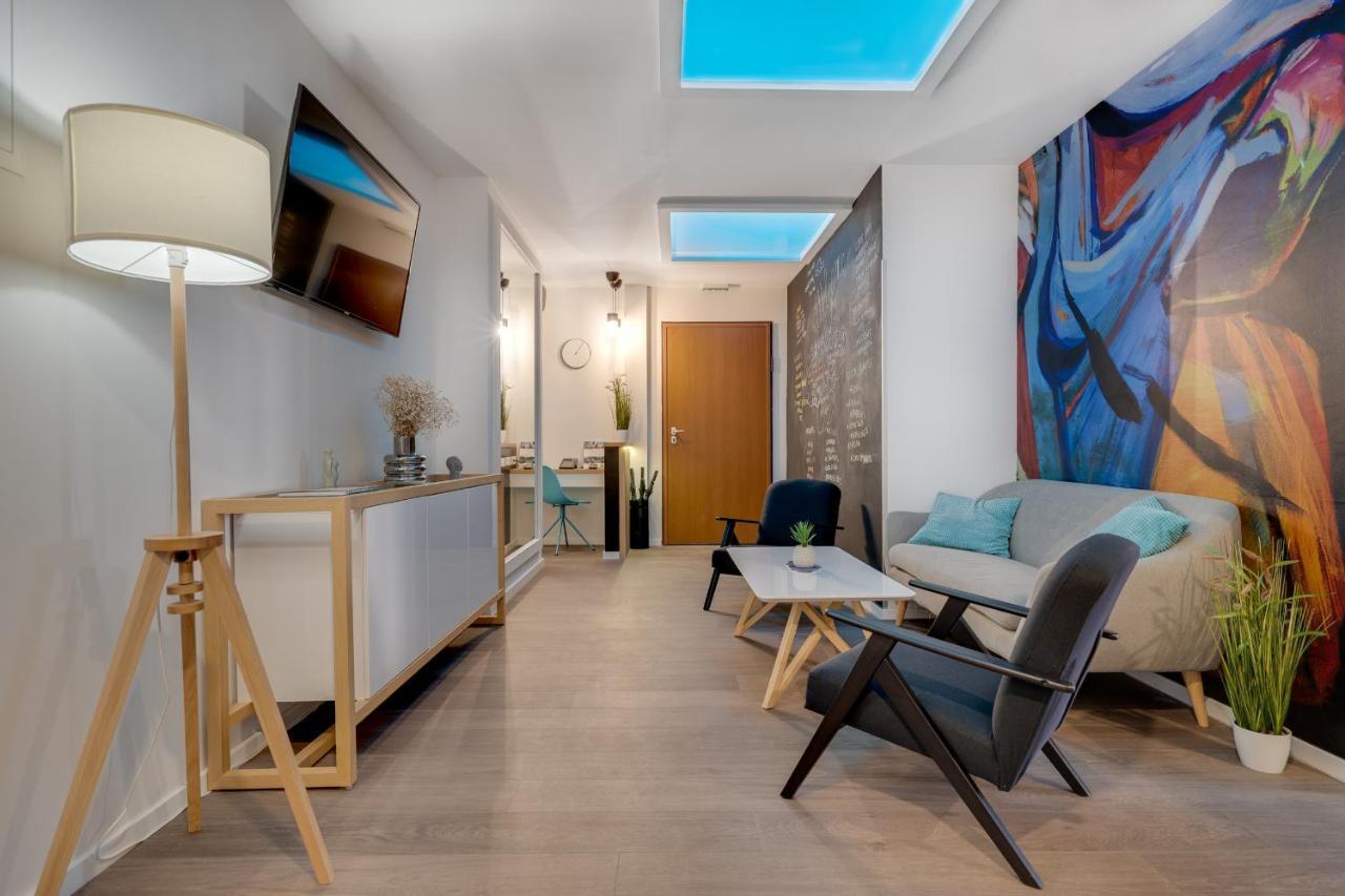 Bed & Breakfast Sky City Center Zagreb Extérieur photo